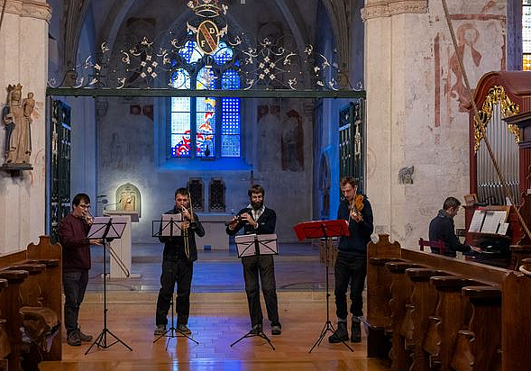 by@vincentfavre by@20heuresdesmusique.ch 